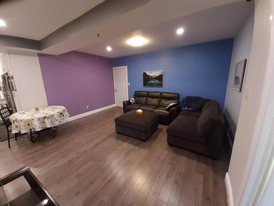 Queen Guest Apartment *