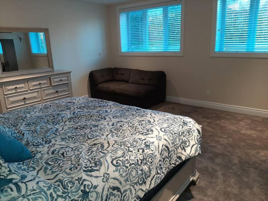 Queen Guest Apartment Ottawa