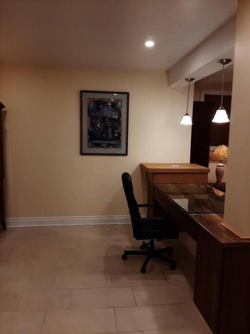 Queen Guest Apartment Ottawa